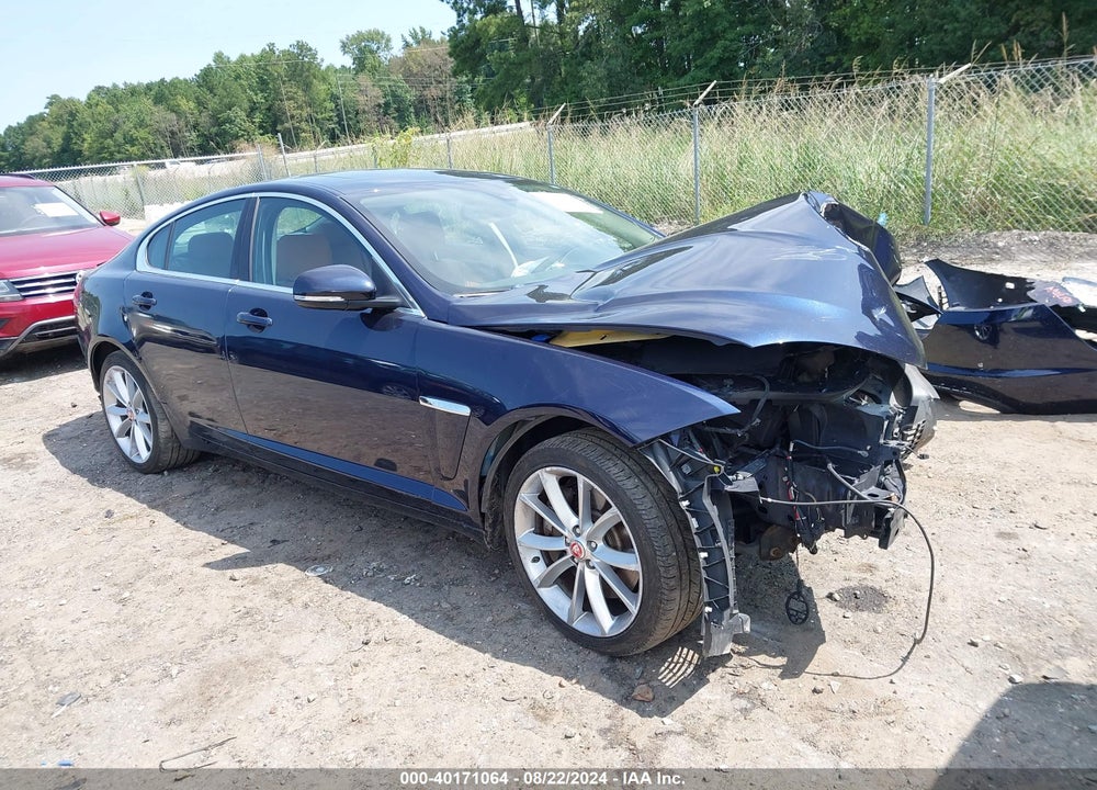 2015 JAGUAR XF 3.0 PORTFOLIO/3.0 SPORT VIN: SAJWJ0FF4F8U67744
