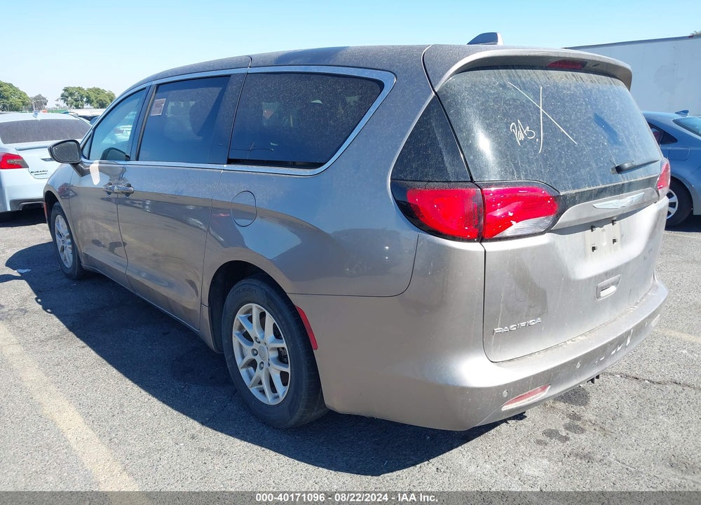 2017 CHRYSLER PACIFICA TOURING VIN: 2C4RC1DGXHR609061