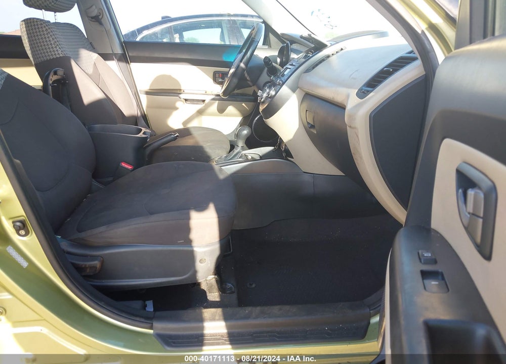 2011 KIA SOUL VIN: KNDJT2A27B7280596
