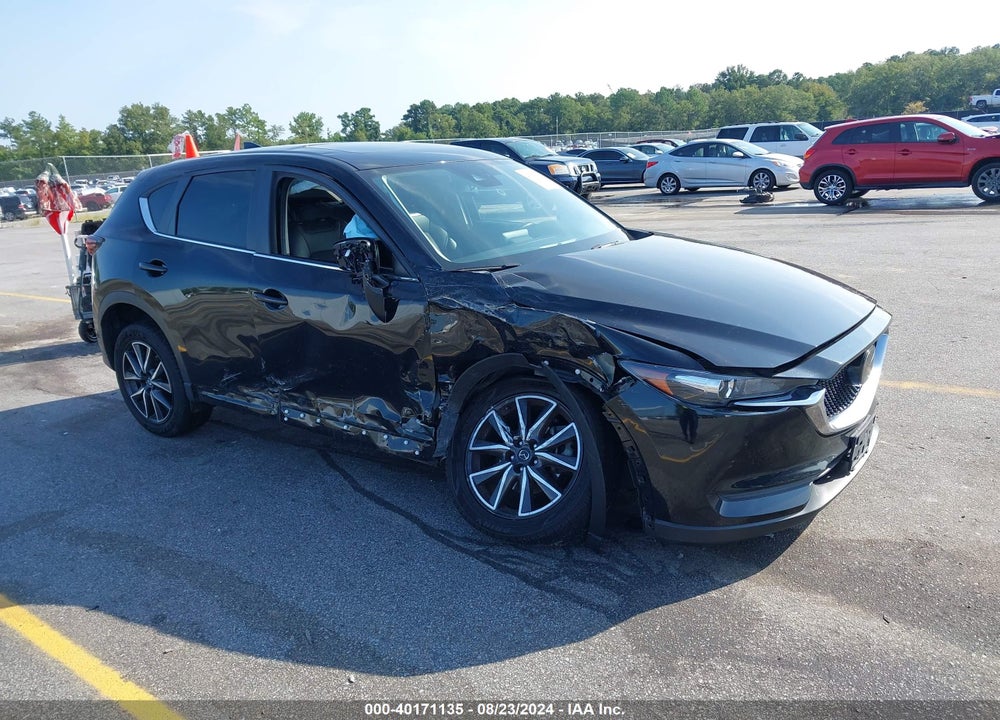 2018 MAZDA CX-5 TOURING VIN: JM3KFBCM4J0338947