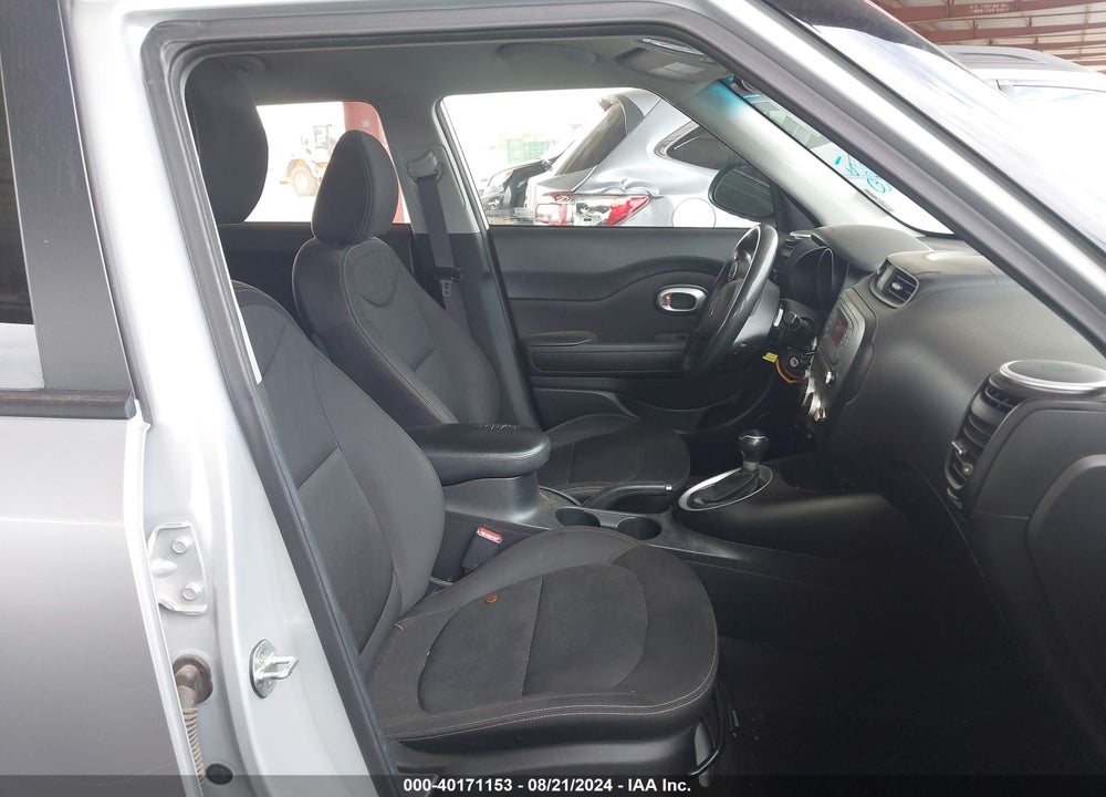 2015 KIA SOUL VIN: KNDJN2A25F7810211