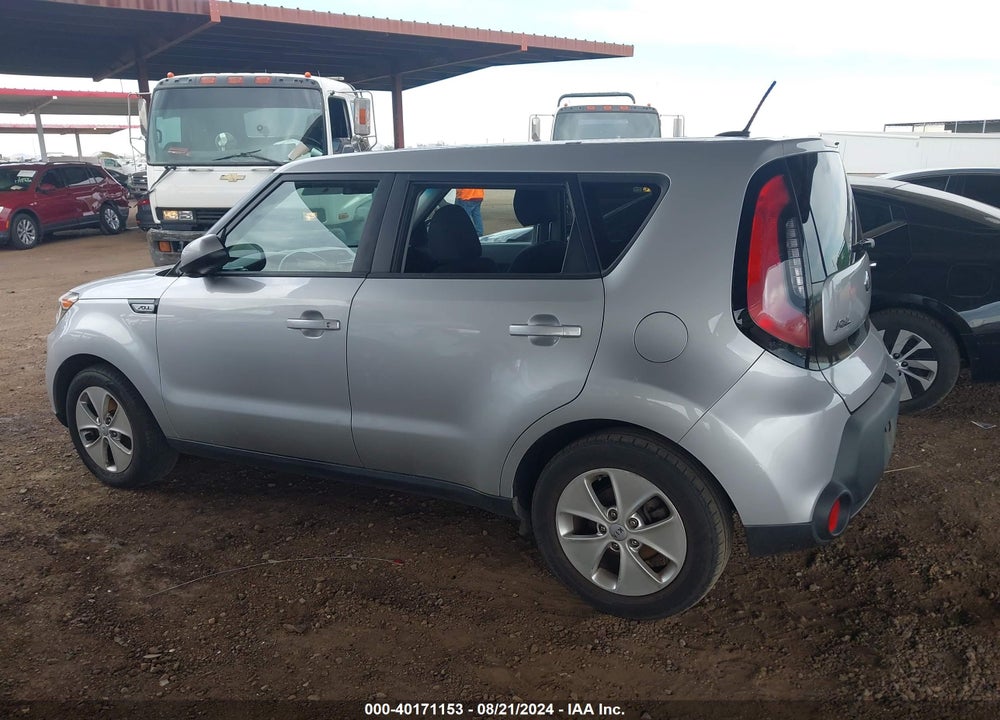 2015 KIA SOUL VIN: KNDJN2A25F7810211