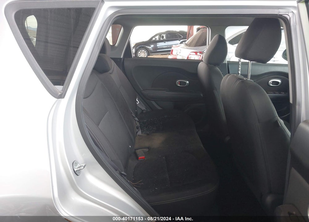 2015 KIA SOUL VIN: KNDJN2A25F7810211