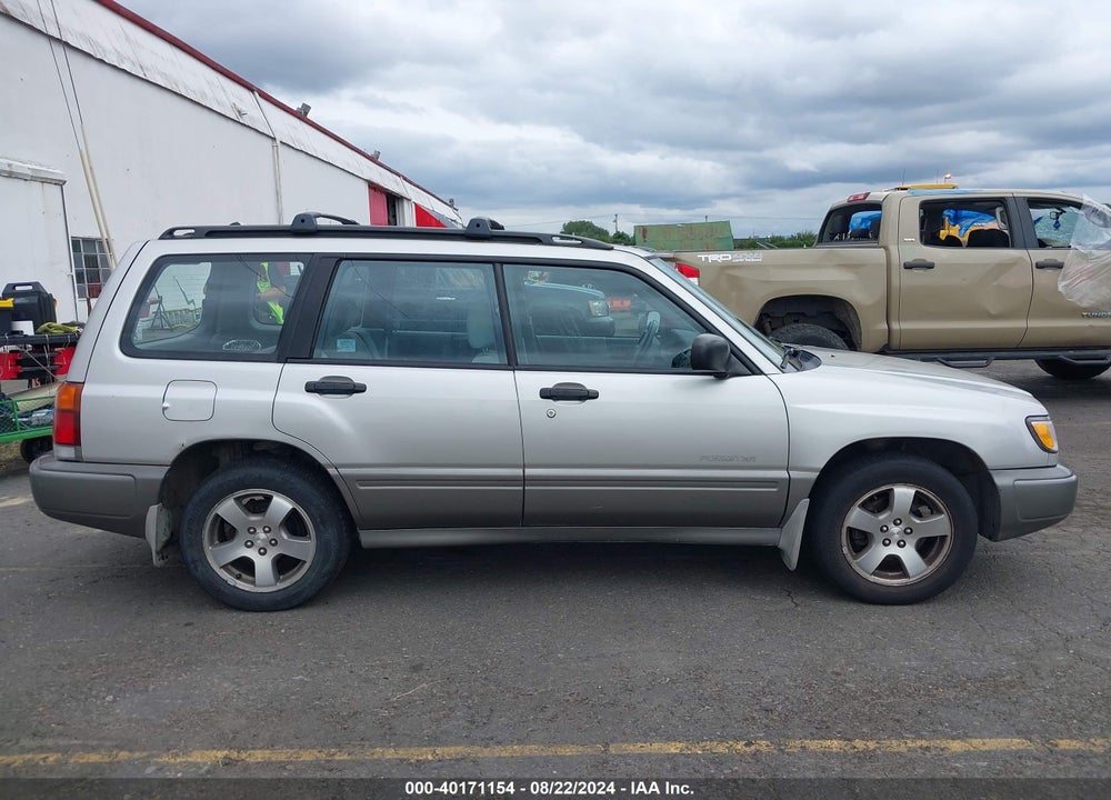 2000 SUBARU FORESTER S VIN: JF1SF6559YH709429