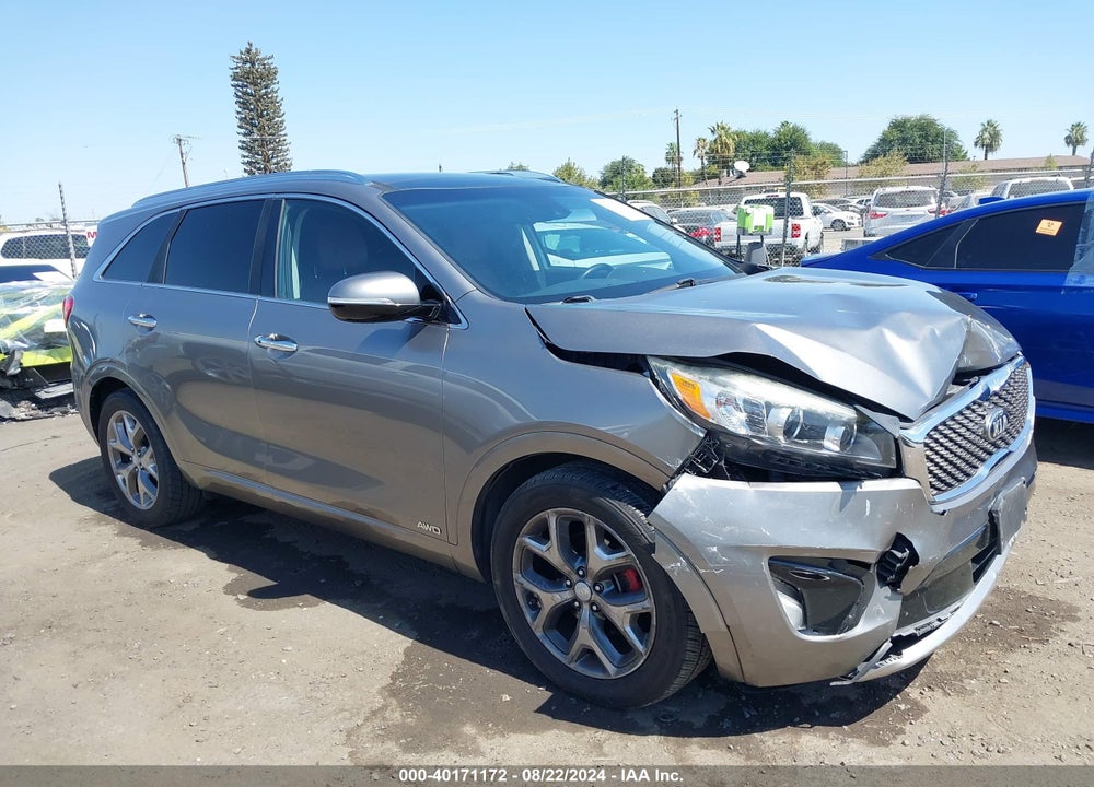 2017 KIA SORENTO 3.3L SX VIN: 5XYPKDA54HG321930