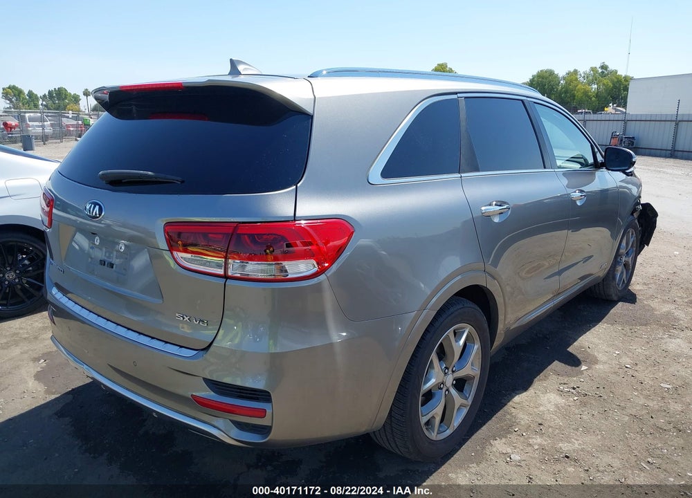 2017 KIA SORENTO 3.3L SX VIN: 5XYPKDA54HG321930