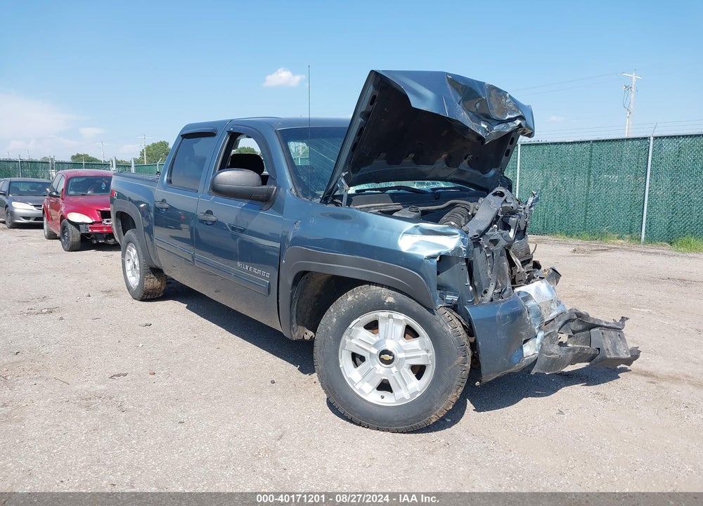2011 CHEVROLET SILVERADO 1500 LT VIN: 3GCPKSE34BG241307