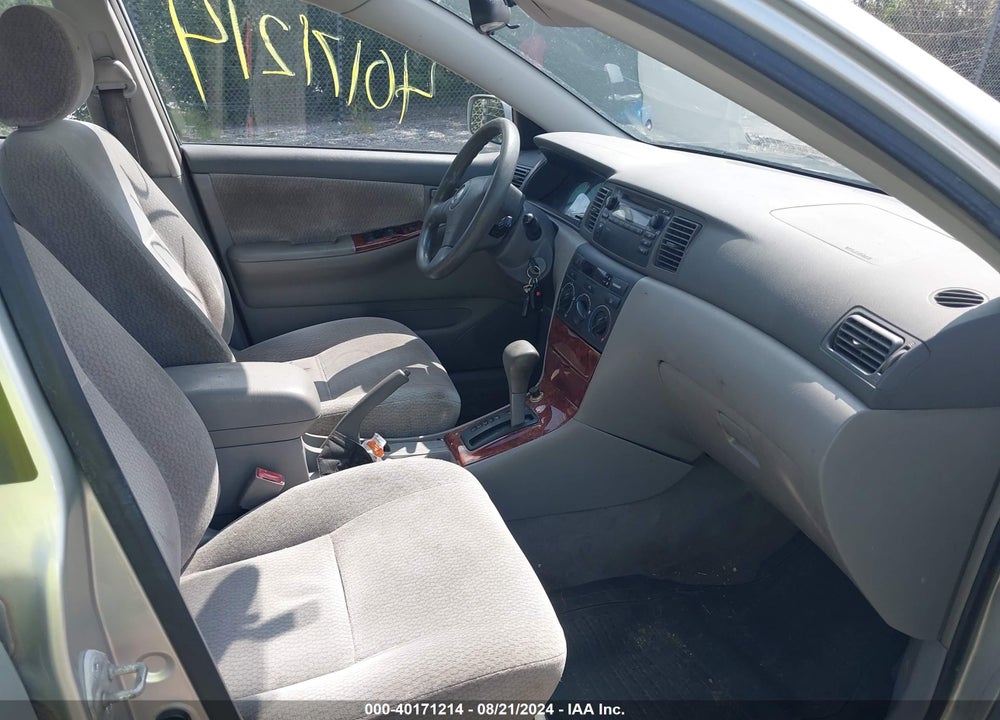 2003 TOYOTA COROLLA LE VIN: JTDBR32E830043904
