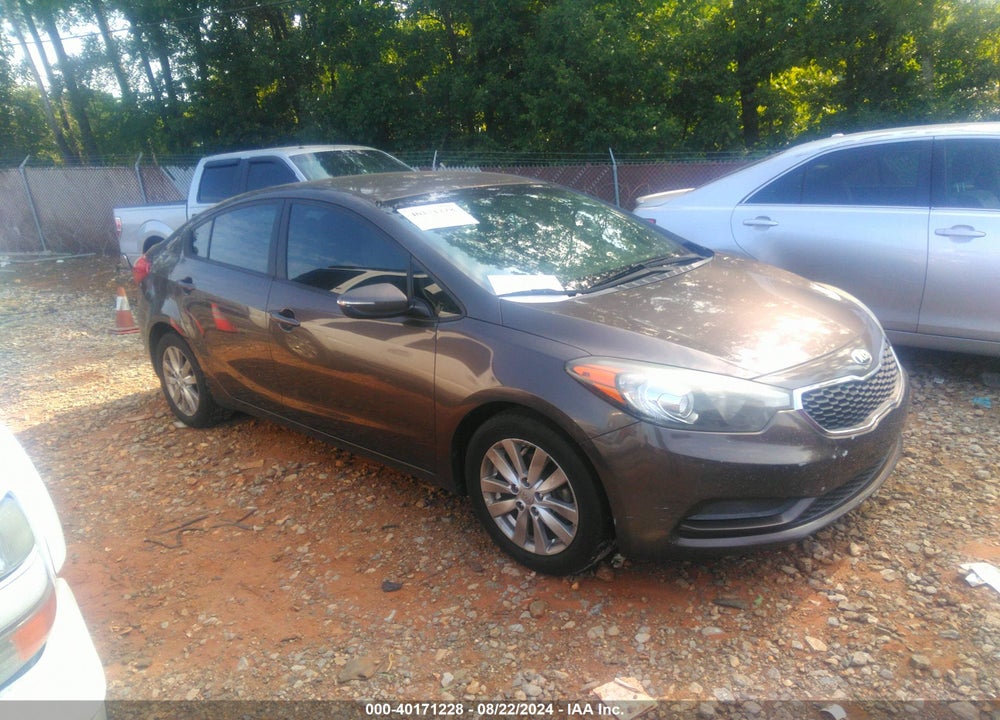 2015 KIA FORTE LX VIN: KNAFX4A6XF5355492