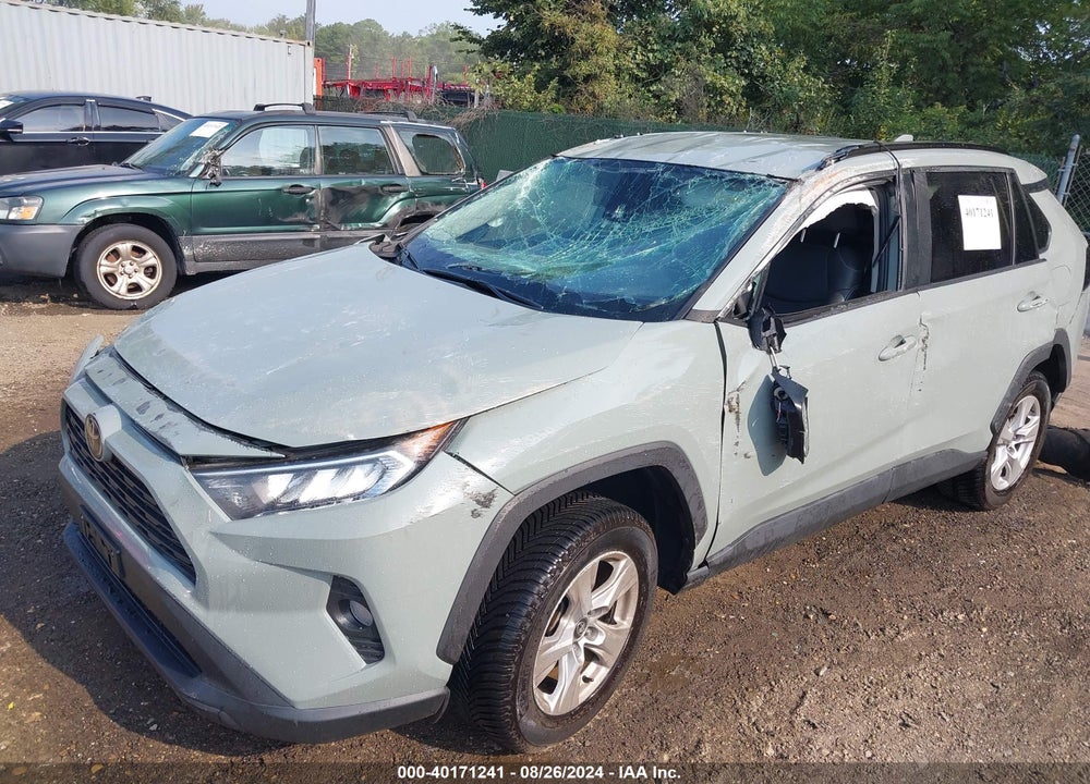 2020 TOYOTA RAV4 XLE VIN: 2T3W1RFV0LW059662