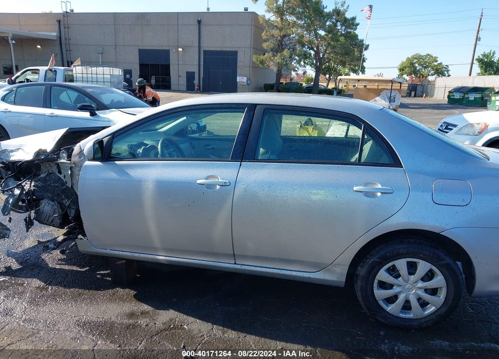 2011 TOYOTA COROLLA VIN: 2T1BU4EE0BC642820