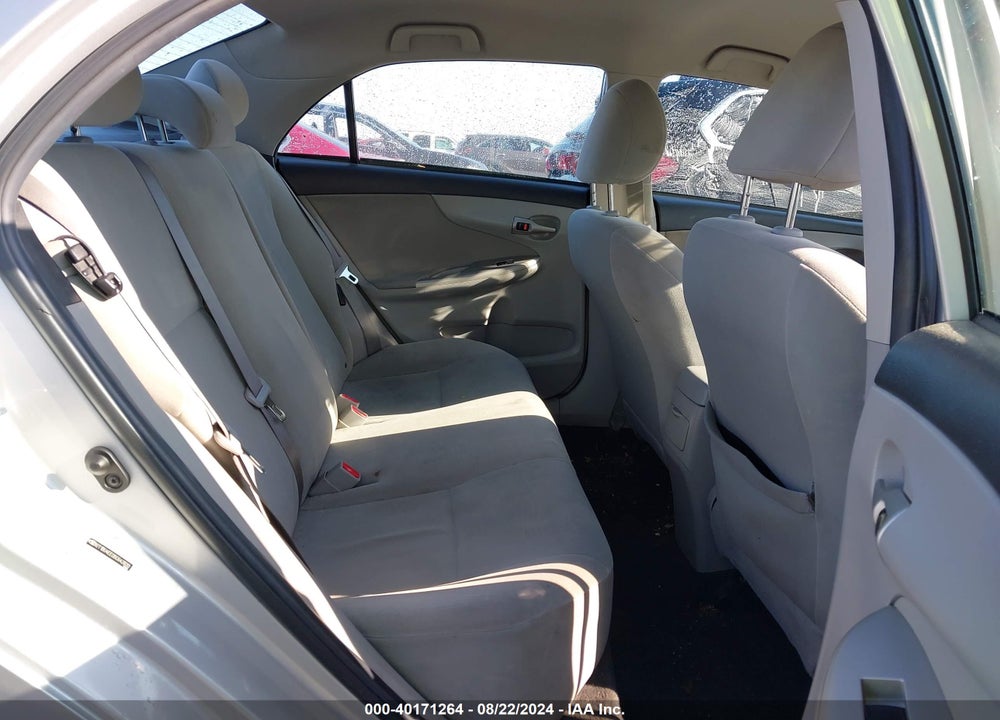 2011 TOYOTA COROLLA VIN: 2T1BU4EE0BC642820