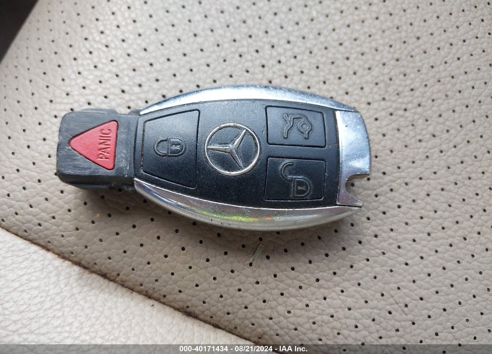 2009 MERCEDES-BENZ C 300 LUXURY/SPORT VIN: WDDGF54X99F234056