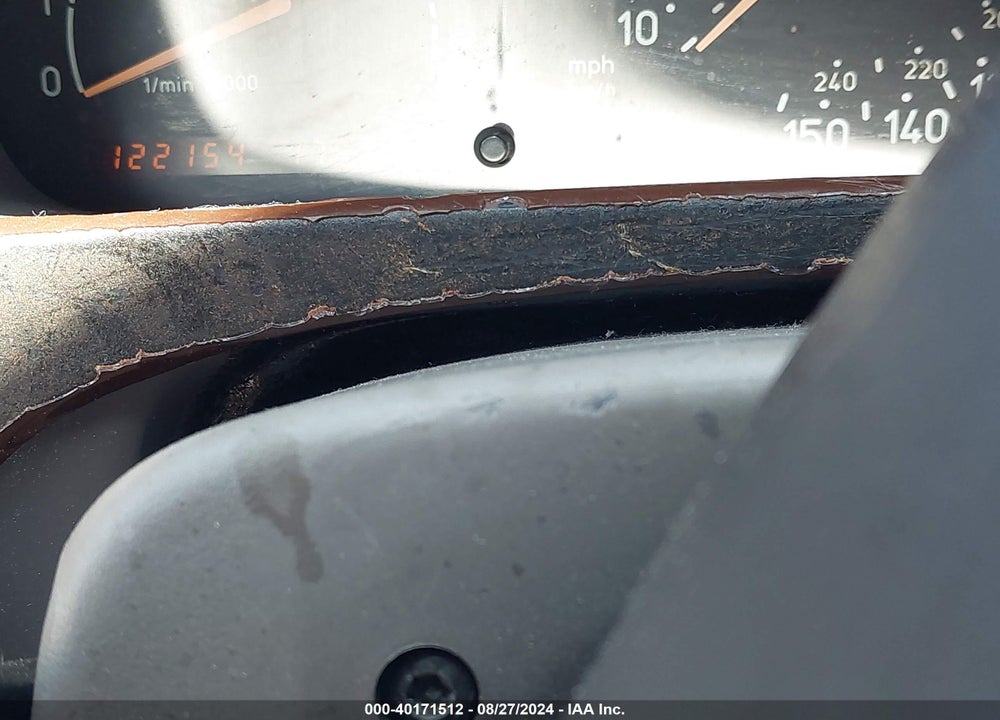 2000 SAAB 9-5 2.3T VIN: YS3ED58E6Y3055966