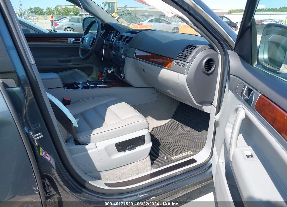 2007 VOLKSWAGEN TOUAREG V6 VIN: WVGZE77L67D018311