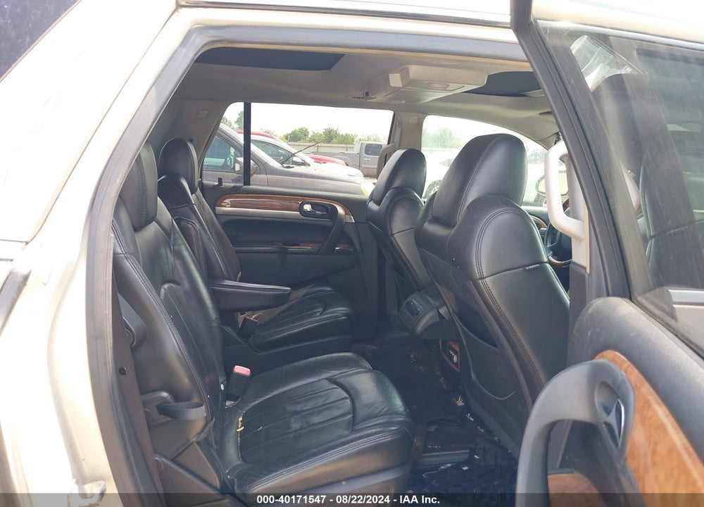 2008 BUICK ENCLAVE CXL VIN: 5GAER23708J251849
