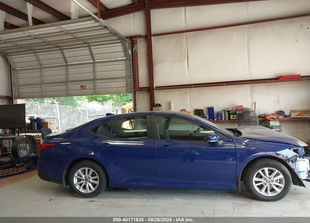 2025 TOYOTA CAMRY LE VIN: 4T1DBADK1SU001338