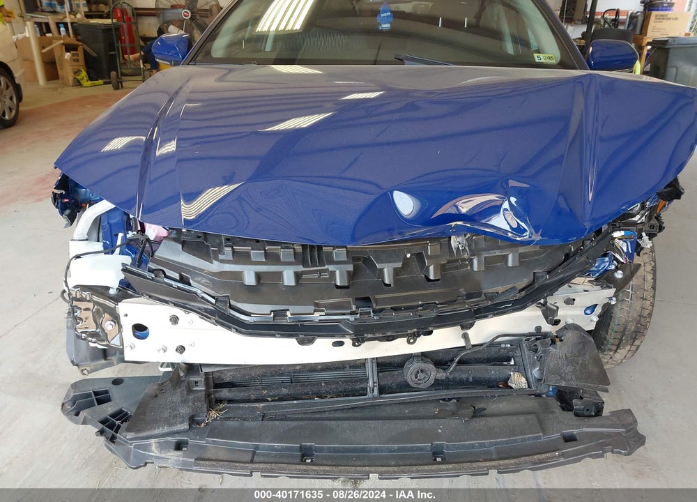 2025 TOYOTA CAMRY LE VIN: 4T1DBADK1SU001338