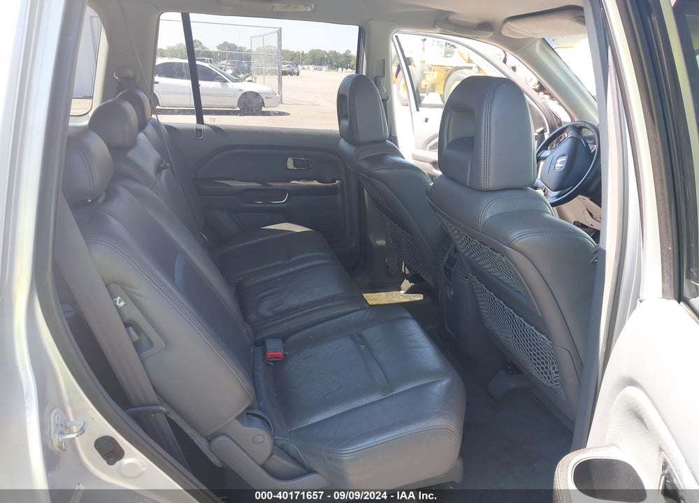 2004 HONDA PILOT EX-L VIN: 2HKYF18604H547083