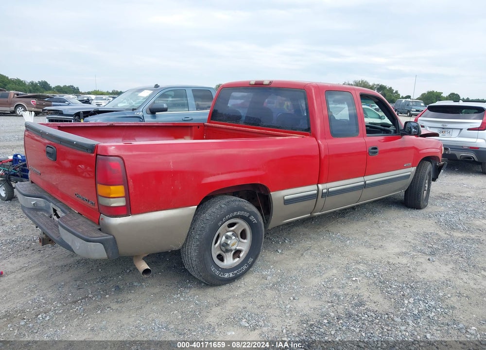 2002 CHEVROLET SILVERADO 1500 LS VIN: 2GCEC19T121145507