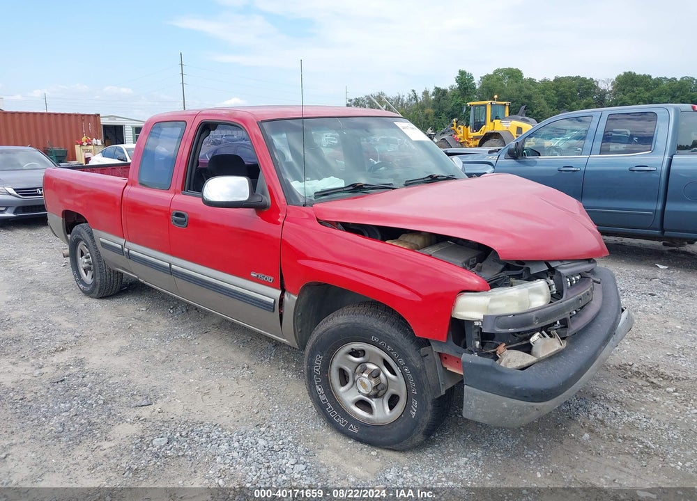 2002 CHEVROLET SILVERADO 1500 LS VIN: 2GCEC19T121145507