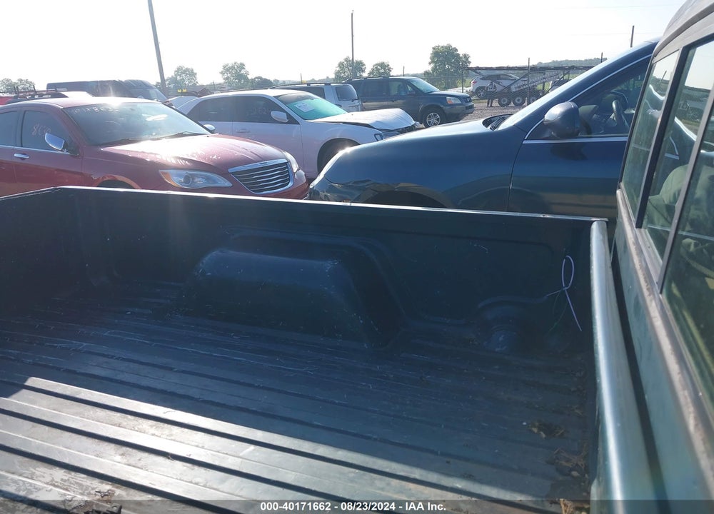 1993 CHEVROLET S TRUCK VIN: 1GCCS14R7P8109315