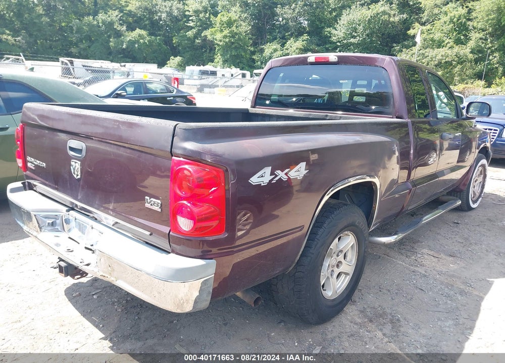 2005 DODGE DAKOTA SLT VIN: 1D7HW42N45S199248