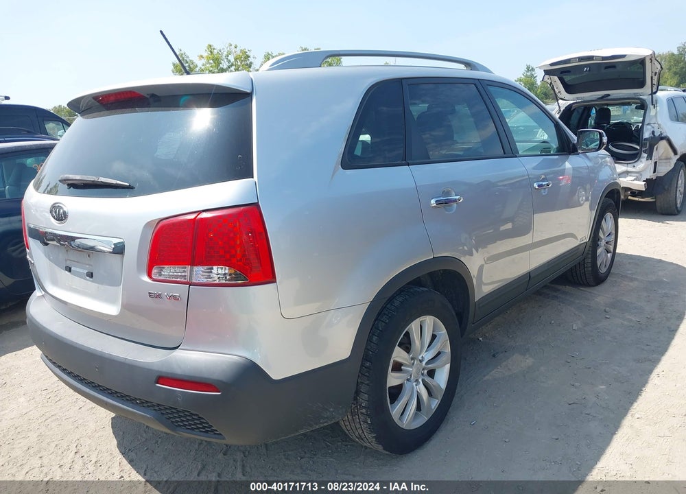 2011 KIA SORENTO EX V6 VIN: 5XYKUDA26BG060138
