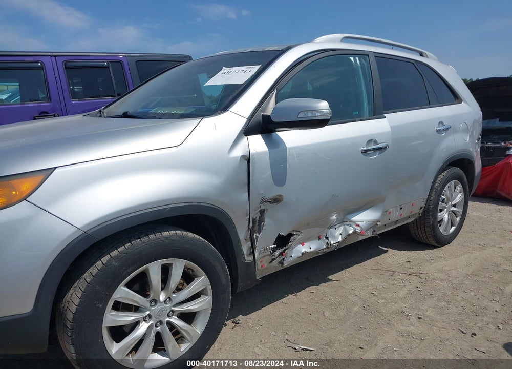2011 KIA SORENTO EX V6 VIN: 5XYKUDA26BG060138