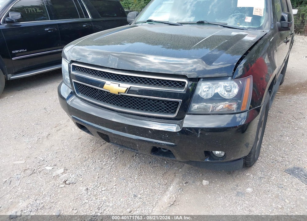 2013 CHEVROLET SUBURBAN 1500 LT VIN: 1GNSKJE72DR143992