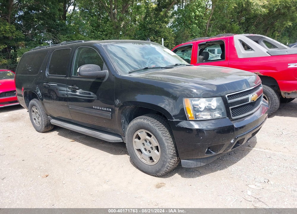 2013 CHEVROLET SUBURBAN 1500 LT VIN: 1GNSKJE72DR143992