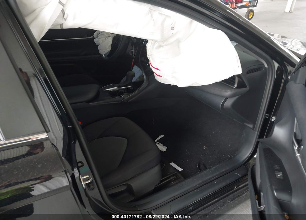 2020 TOYOTA CAMRY LE VIN: 4T1C11AK4LU968742