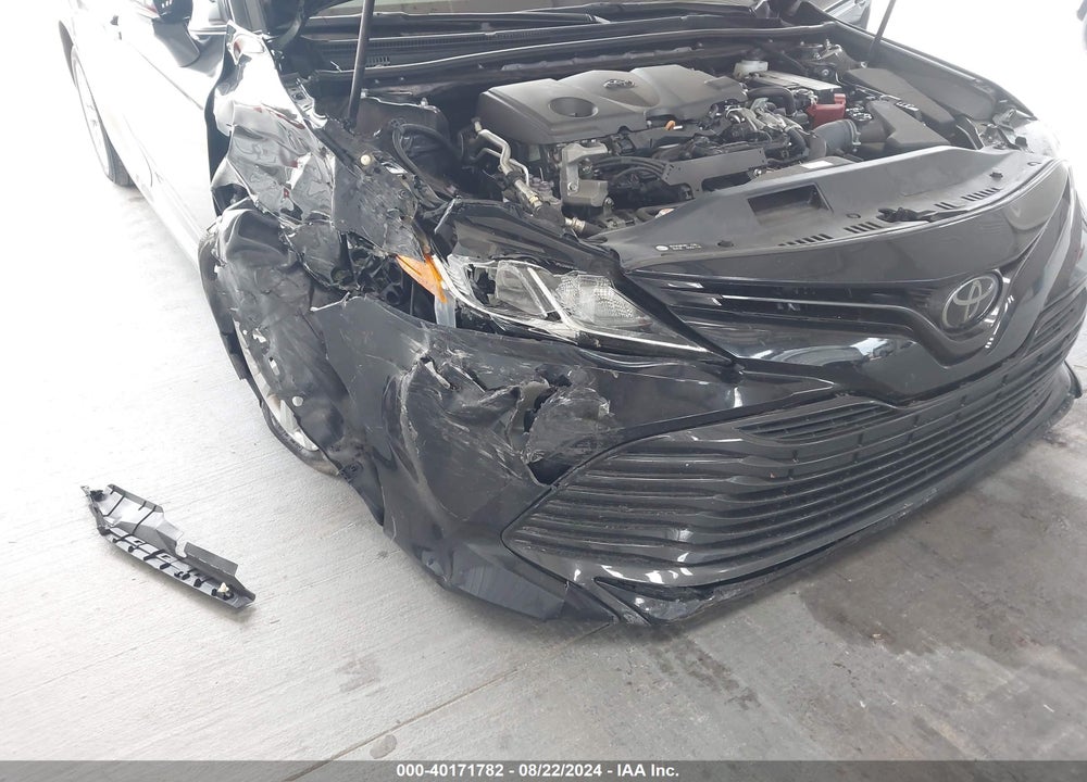 2020 TOYOTA CAMRY LE VIN: 4T1C11AK4LU968742