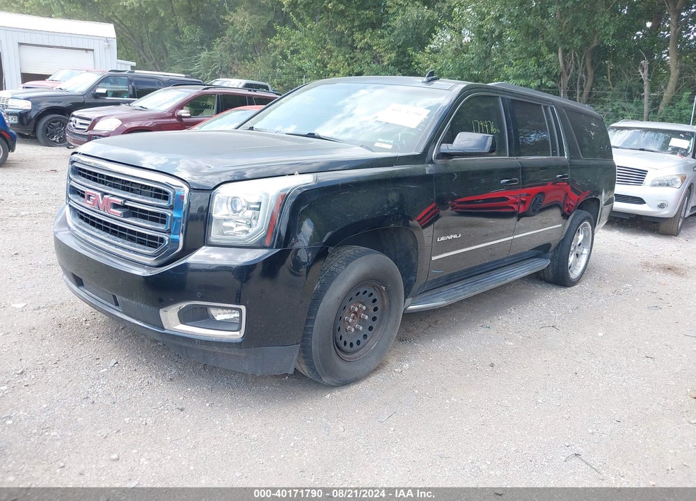 2015 GMC YUKON XL 1500 SLE VIN: 1GKS2GKC3FR734725