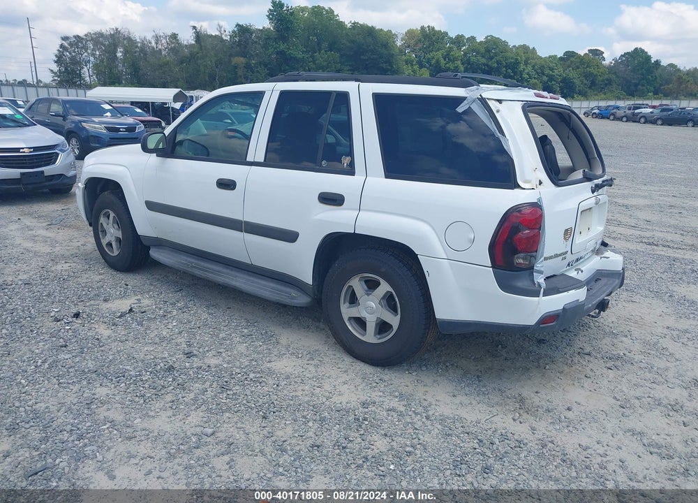 2005 CHEVROLET TRAILBLAZER LS VIN: 1GNDS13S252240135