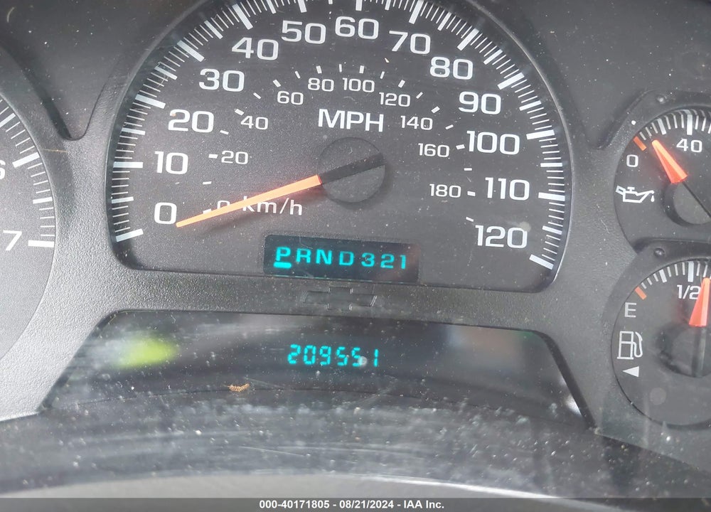 2005 CHEVROLET TRAILBLAZER LS VIN: 1GNDS13S252240135