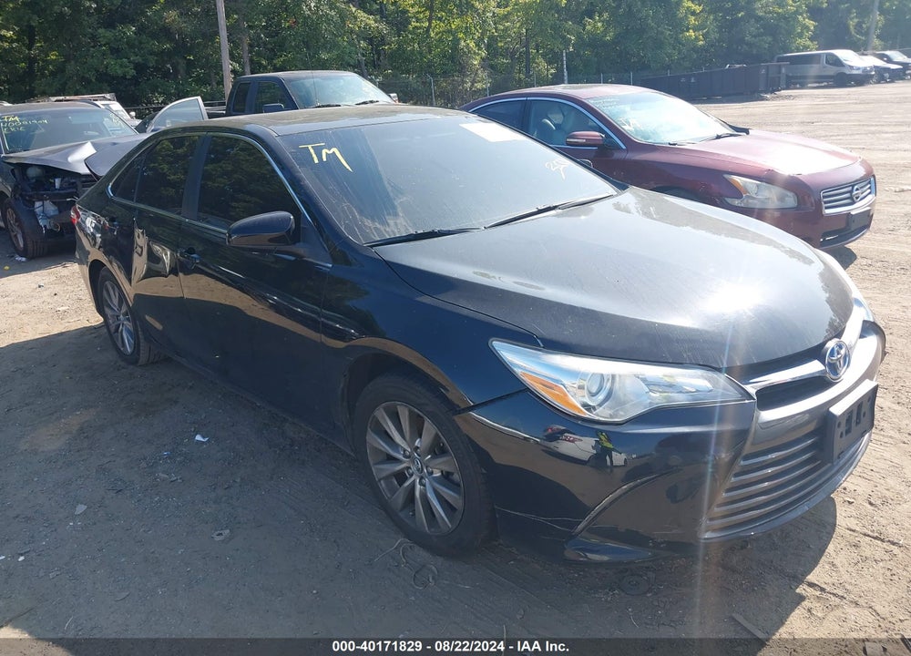 2015 TOYOTA CAMRY HYBRID XLE VIN: 4T1BD1FK1FU156329