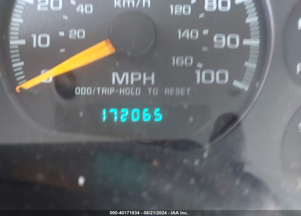 2001 CHEVROLET BLAZER LS VIN: 1GNCS18W81K225771