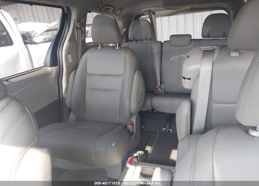 2020 TOYOTA SIENNA XLE VIN: 5TDYZ3DC2LS053752