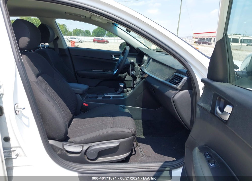 2020 KIA OPTIMA LX VIN: 5XXGT4L39LG421012