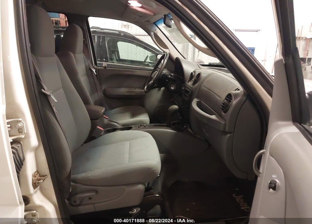 2007 JEEP LIBERTY SPORT VIN: 1J4GL48KX7W574898
