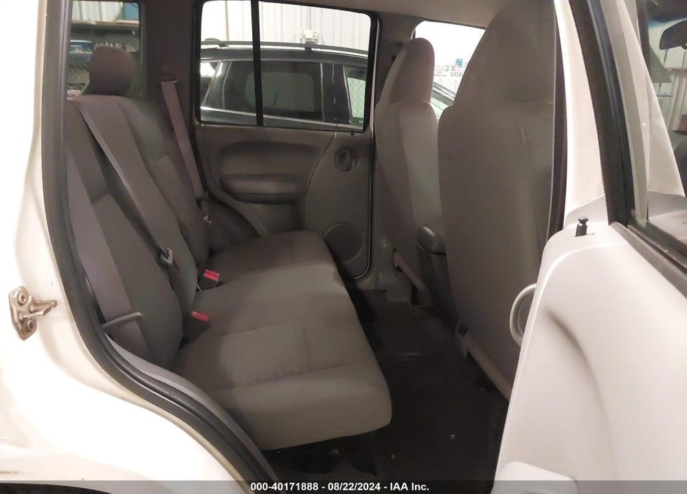 2007 JEEP LIBERTY SPORT VIN: 1J4GL48KX7W574898