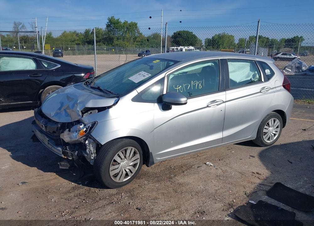 2015 HONDA FIT LX VIN: 3HGGK5H50FM720332