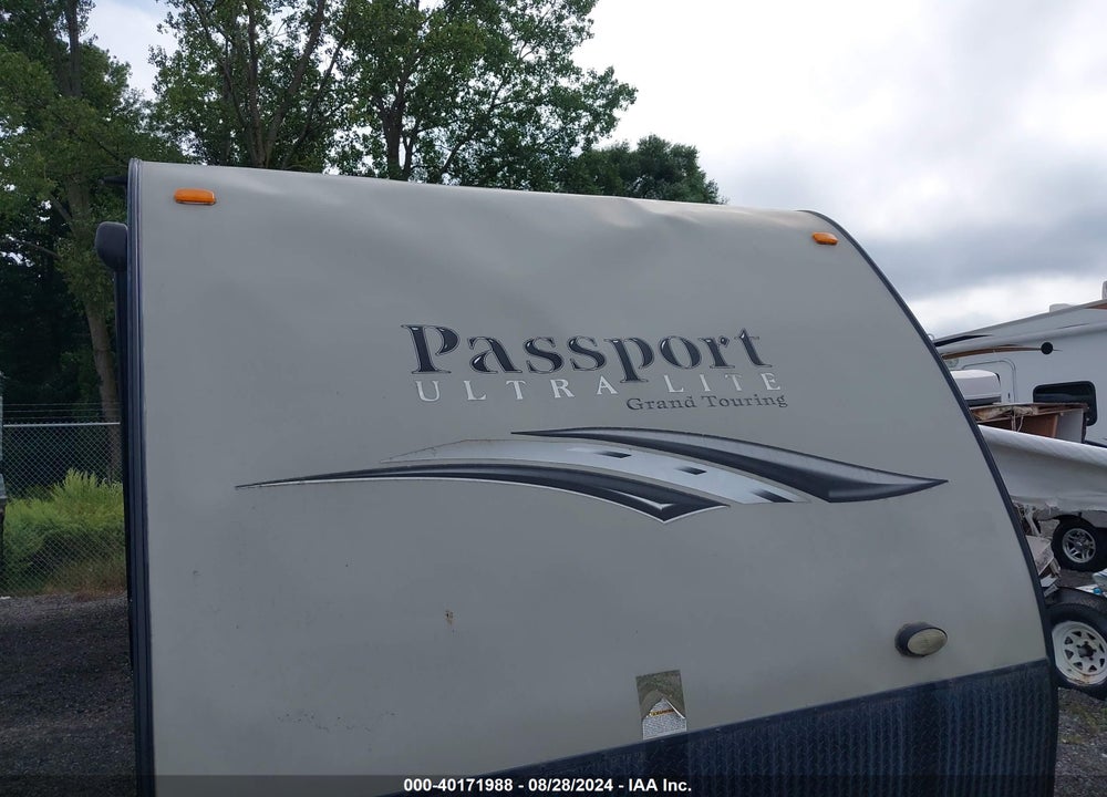 2015 KEYSTONE PASSPORT VIN: 4YDT33225FT412567