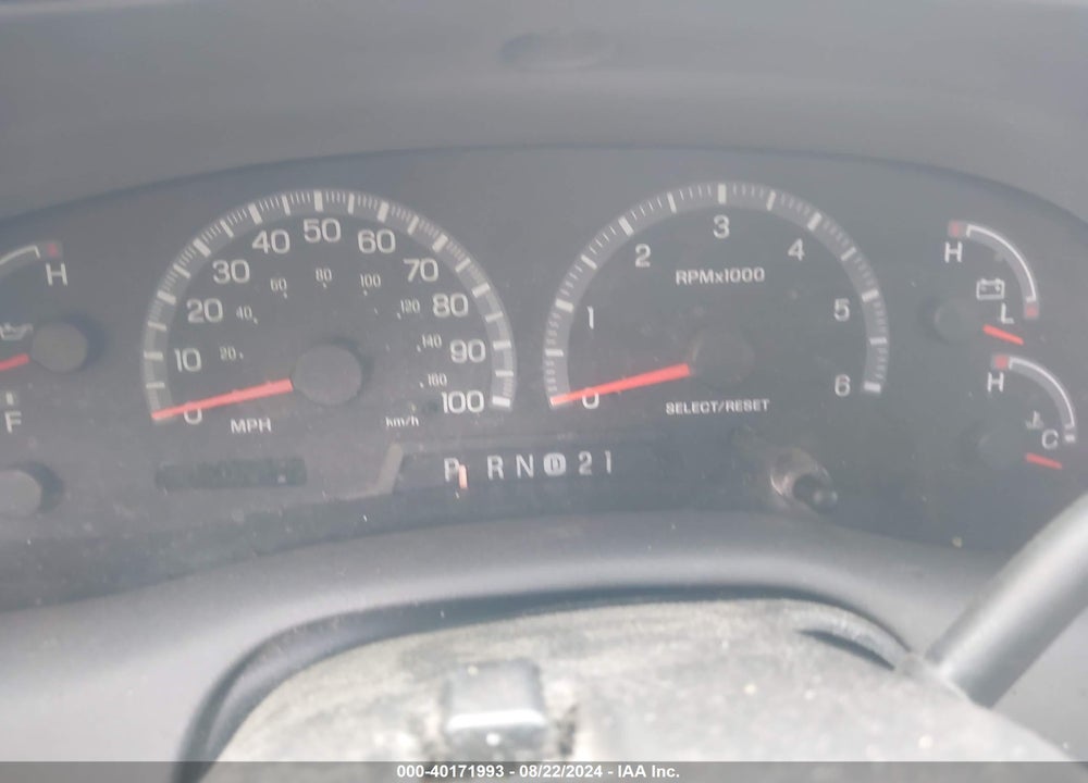2002 FORD F-150 XL/XLT VIN: 1FTRX17282NB76560