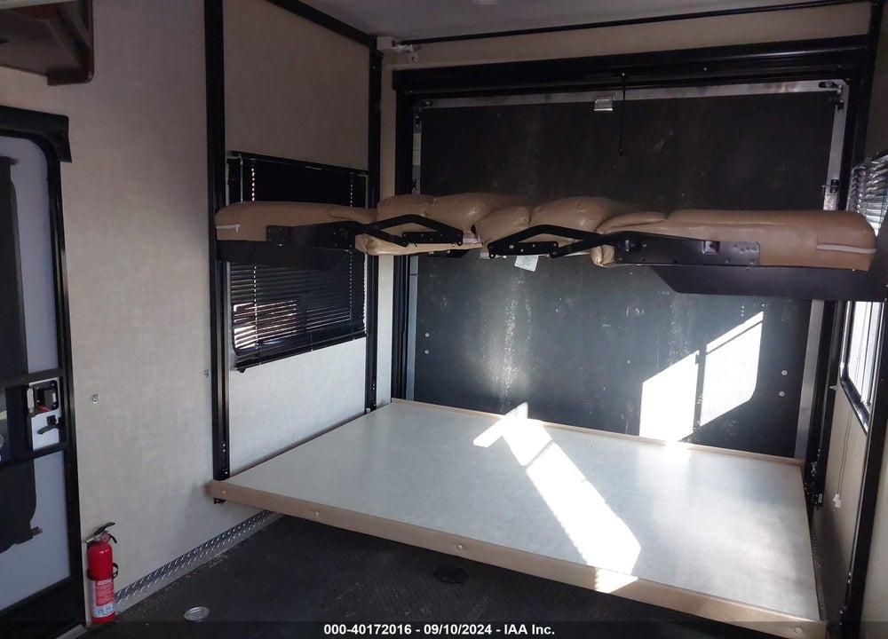 2016 HEARTLAND TORQUE M-396 VIN: 5SFCG433XFE298734