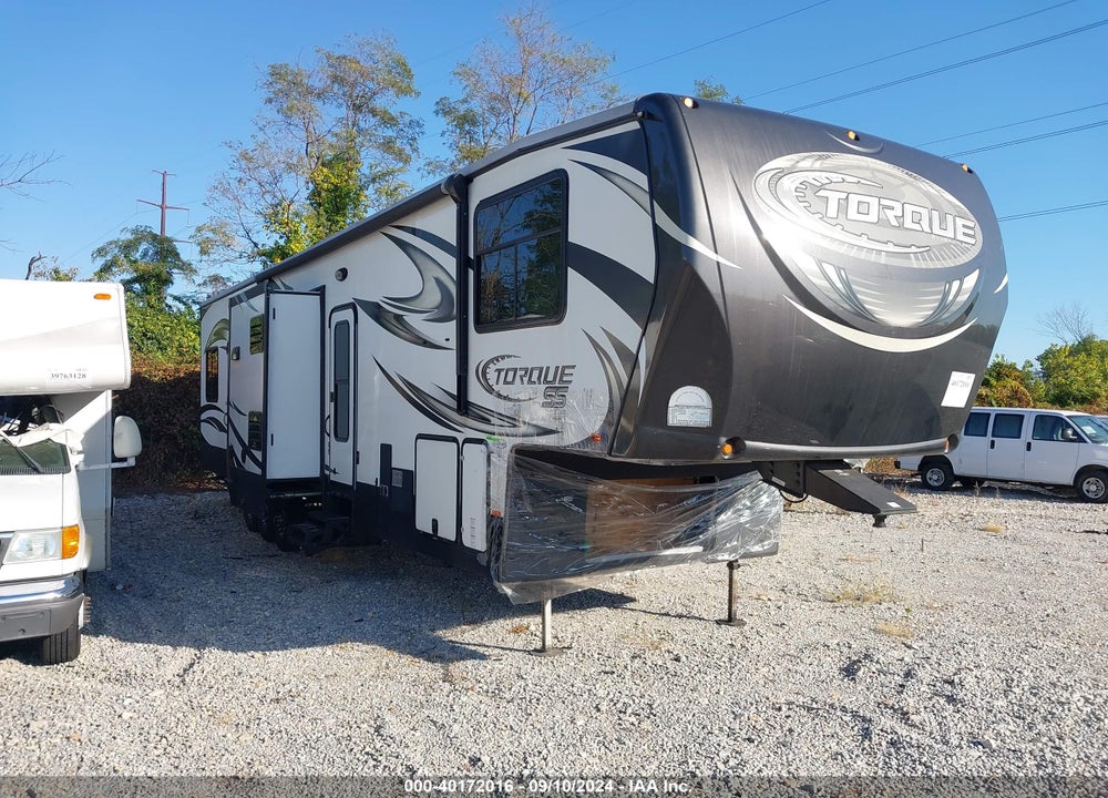 2016 HEARTLAND TORQUE M-396 VIN: 5SFCG433XFE298734