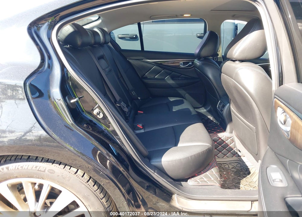 2018 INFINITI Q50 2.0T LUXE VIN: JN1CV7AR1JM280674