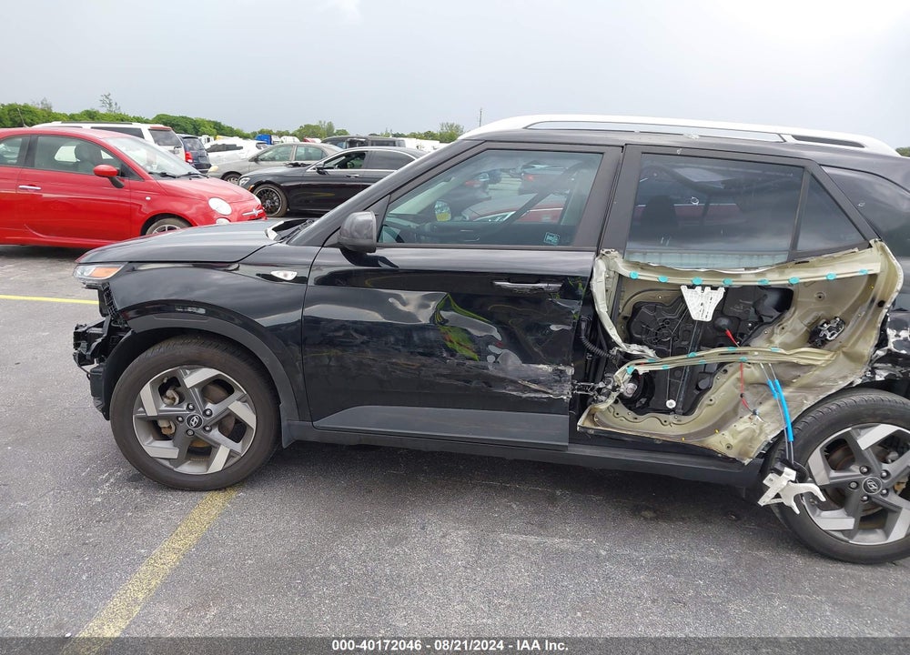2021 HYUNDAI VENUE SEL VIN: KMHRC8A36MU115895
