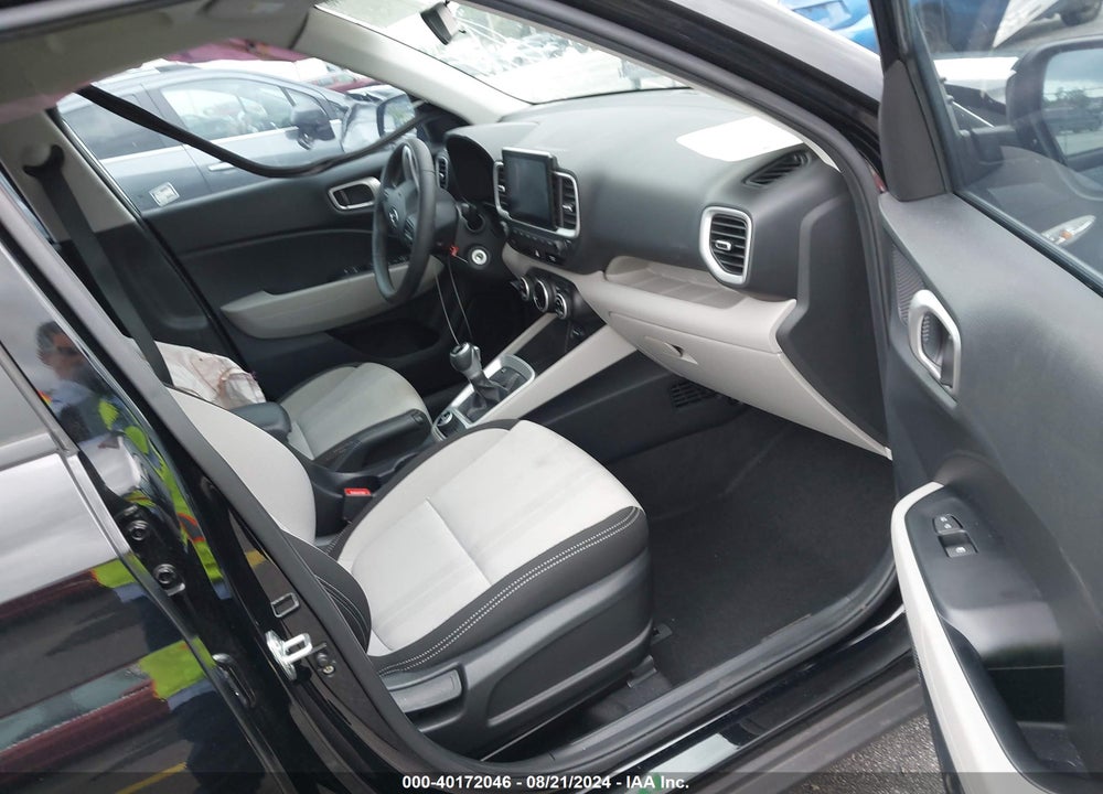 2021 HYUNDAI VENUE SEL VIN: KMHRC8A36MU115895